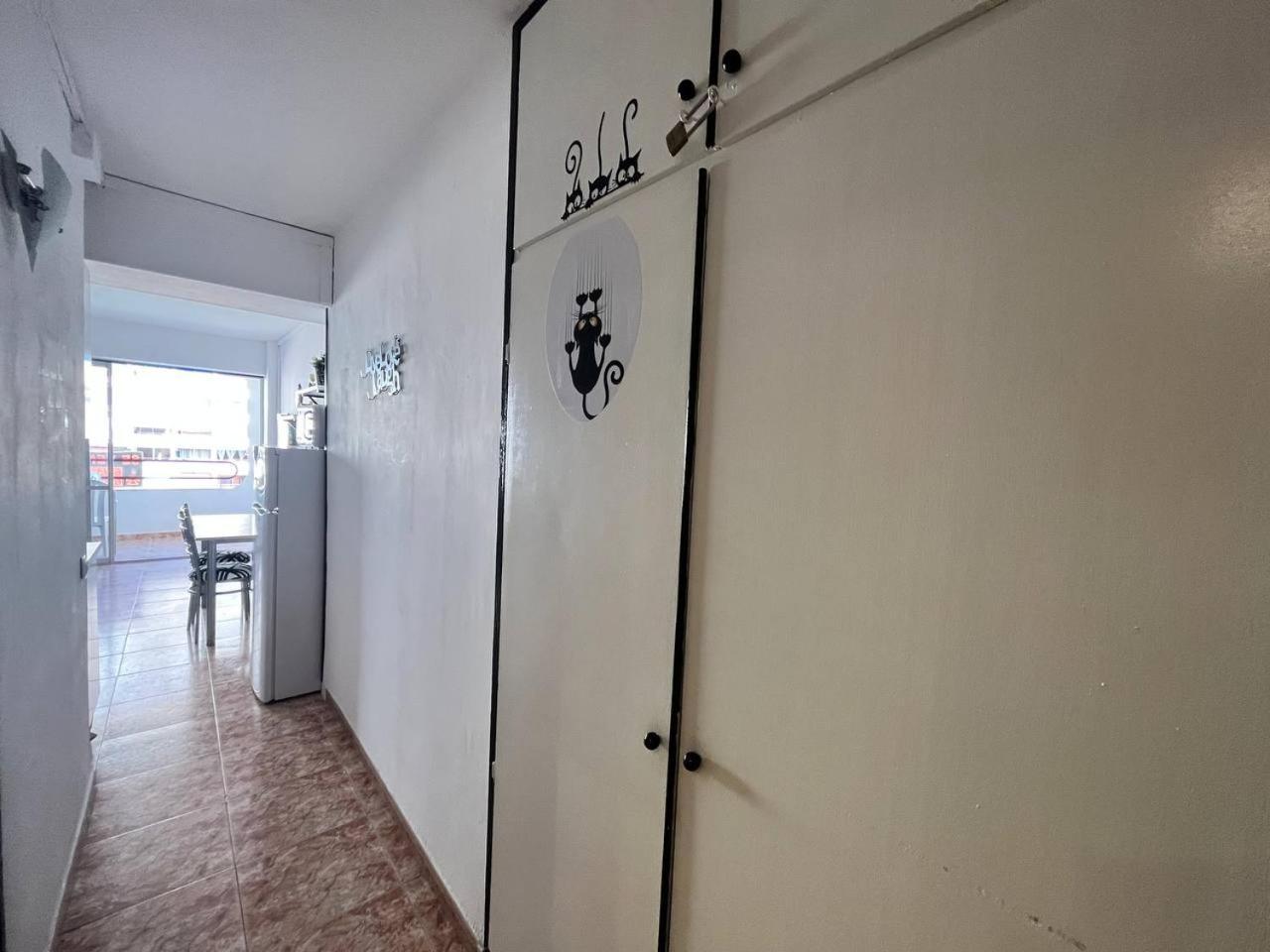 Estudio Con Tres Piscinas Comunitarias Y Pista De Tenis Roses Exterior foto