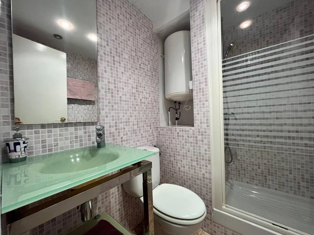 Estudio Con Tres Piscinas Comunitarias Y Pista De Tenis Roses Exterior foto
