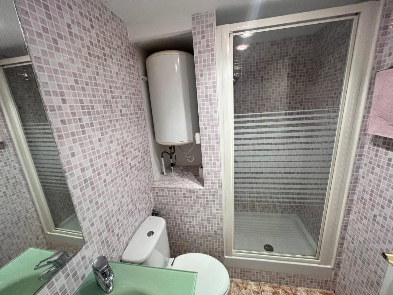 Estudio Con Tres Piscinas Comunitarias Y Pista De Tenis Roses Exterior foto